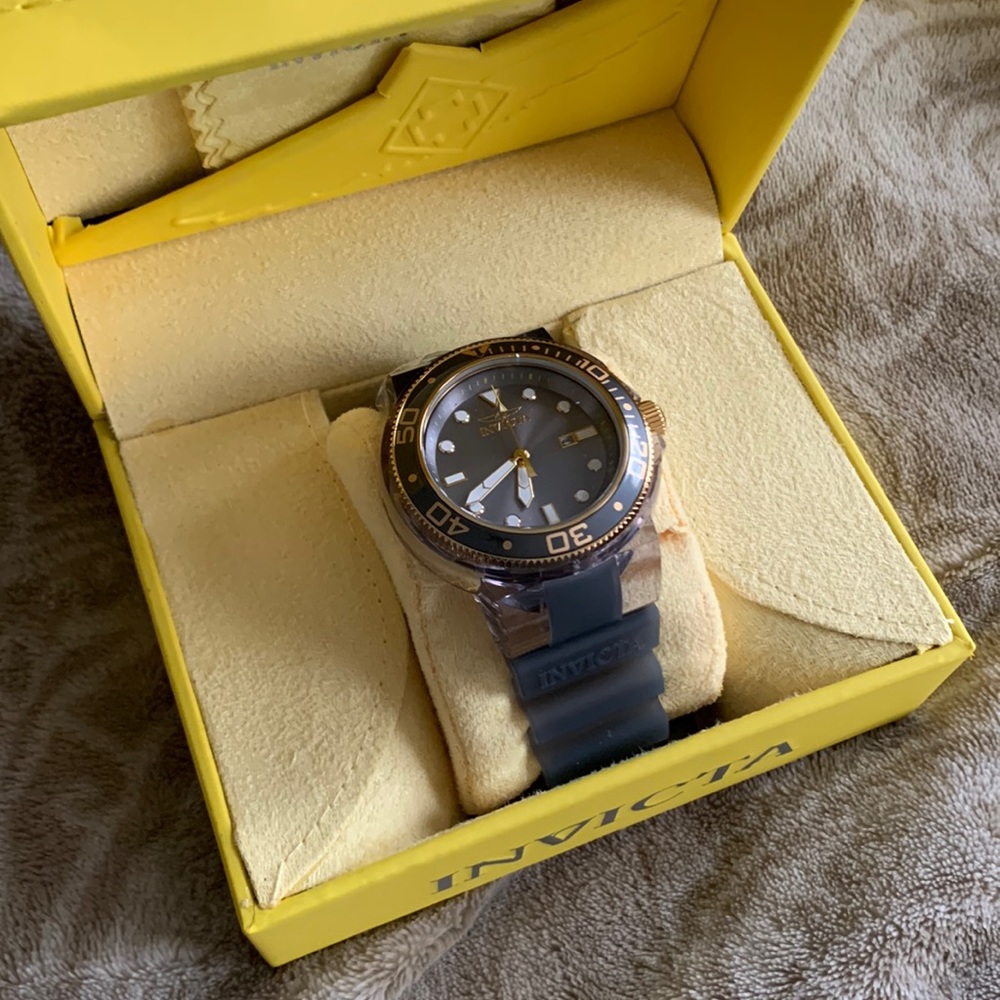 Invicta Pro Diver